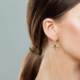 Bee Earrings for Women Gold Huggie Hoop Earrings Bumble Bee Dangle Hoop Earrings Cute Enamel Bee Pendant Earring Dainty Cubic Zirconia Earrings Sparkly Crystal Earrings Statement Jewelry Gift, Alloy Steel, No Gemstone