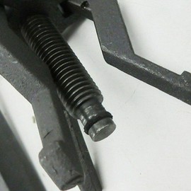 Riloer Inner Three-jaw Bearing Puller for Car SUV Motorcycle Motorbike, Auto Pilot Gear Inner Bearing Puller Extractor Tool Manual Machine