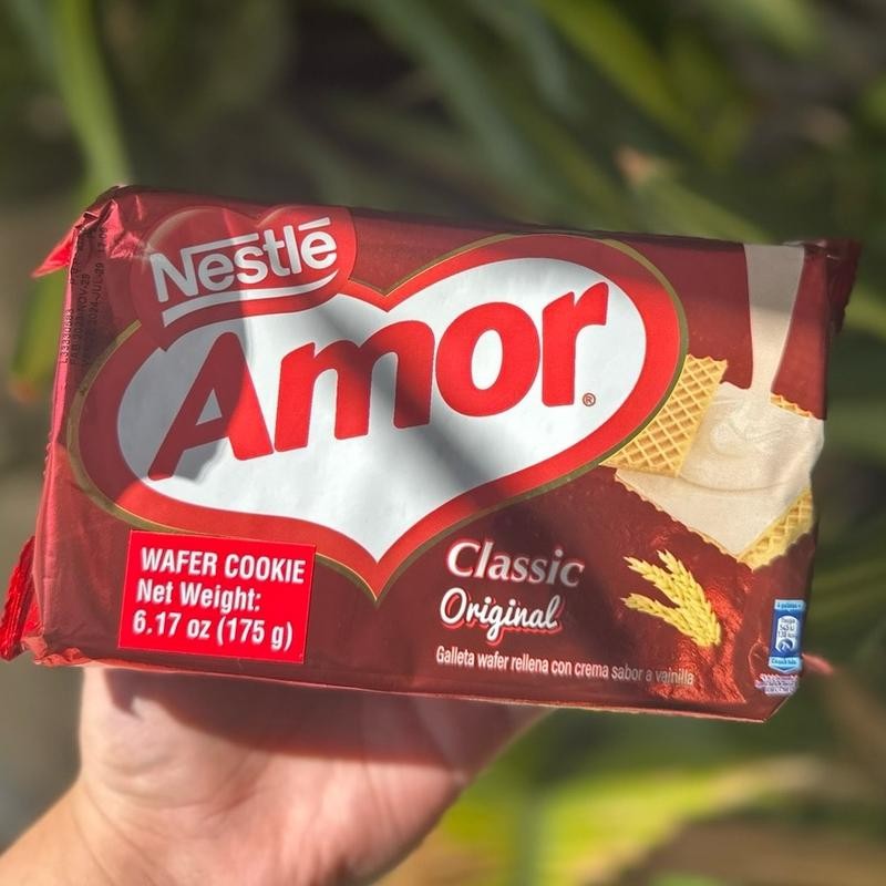 Nestlé Amor-Walfer Biscuits - Variety of Flavors - Strawberry -