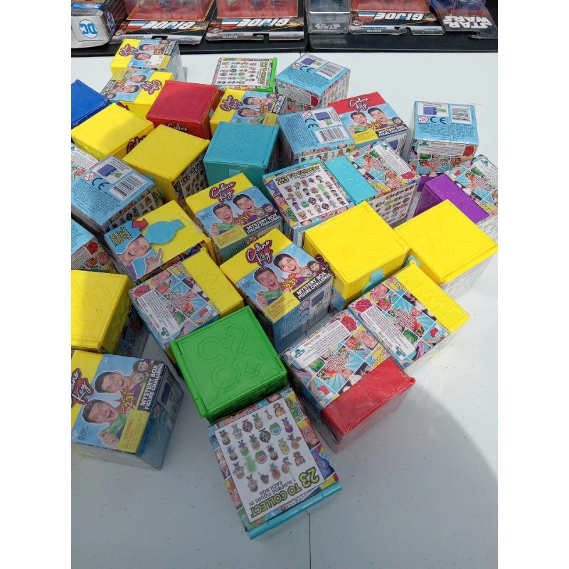 keyper conpany Lot 4 Collins Key Box Figure Challenge Collins