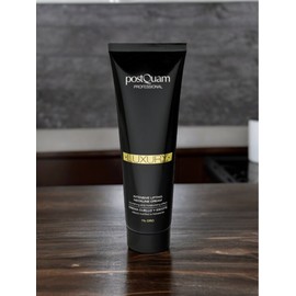 Postcoum Luxury Gold Lifting Neck Cream 150ml / 포스트쿠엄 럭셔리 골드 리프팅 넥크림 150ml