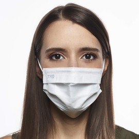 THD Mascherina Chirurgica Medicale, CE, 50 Pz, Inodore e Priva di Contaminanti, Prodotta in Ambiente Medicale, Triplo Strato Filtrante >99%, Nasello Antiappannamento, THD Azienda Medicale Certificata