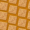 Triscuit Smoked Gouda Whole Grain Wheat Crackers, Lunch Snacks, Bulk
