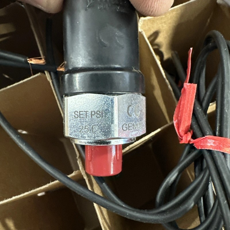 GEMS PS61 SERIES PRESSURE SWITCH PS61-10-2MGZ-A SENSOR (GENUINE) *New*