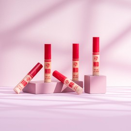 W7 HD Concealer - Rich and Creamy Matte Formula - Medium Lasting & Buildable Coverage (DW9 Dark Warm)