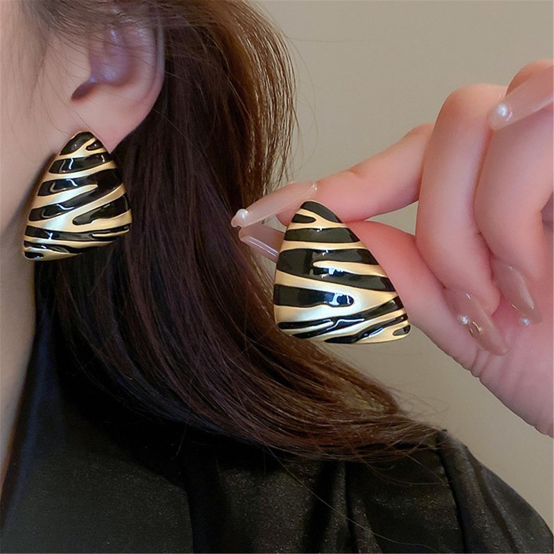 Trendy Zebras Pattern Metal Earrings