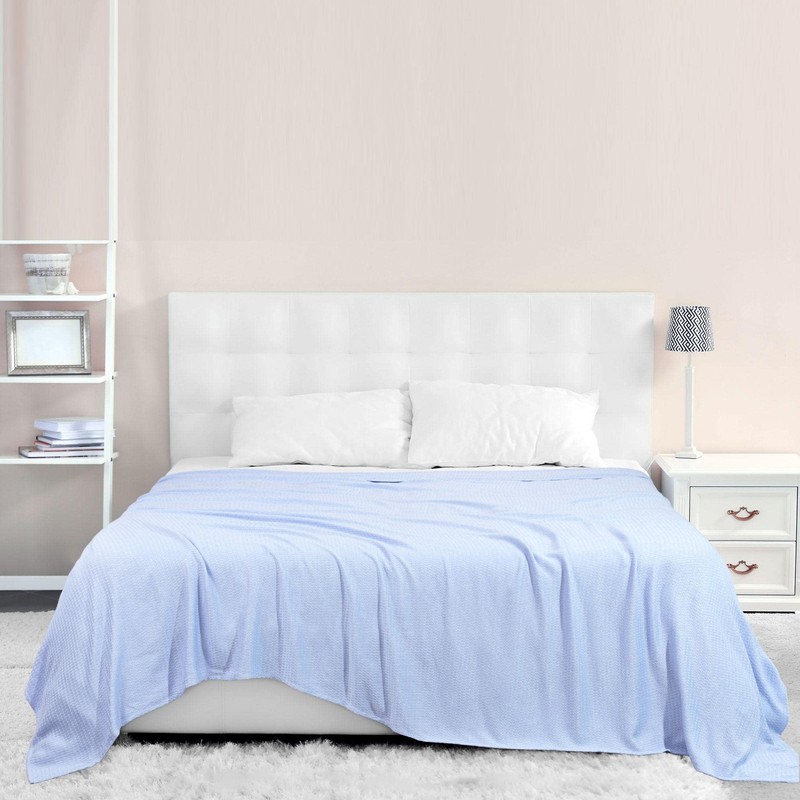 PiccoCasa Cooling Bamboo Blanket All Seasons Breathable for Hot Sleepers,