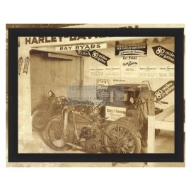 FIRST HARLEY DAVIDSON MOTORCYCLE DEALERSHIP 1918 8X10 PHOTO