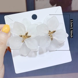 KVANU Handmade Boho Huge Acrylic Flower Dangle Drop Earrings Charm Dainty Big Matte Double Layer Resin Flower Petal Stud Earrings with Gold Flower Bud Women (White)