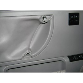 j VW NEW BEETLE  INTERIOR PULL DOOR HANDLES