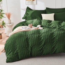 HYMOKEGE Dark Green Duvet Cover King Size, Ultra Soft & Breathable 3PC Seersucker Duvet Cover Set with Zipper Closure & Corner Ties – Includes 1 Duvet Cover (104"x90") & 2 Pillowcases