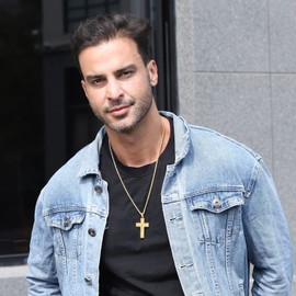 GLITTO Soccer Cross Necklace for Boys Men Stainless Steel Pendant Chain Religious Christian Baptism First Communion Confirmation Stuff Gear Accessories Jewelry Gift Luke 1:37 Gold