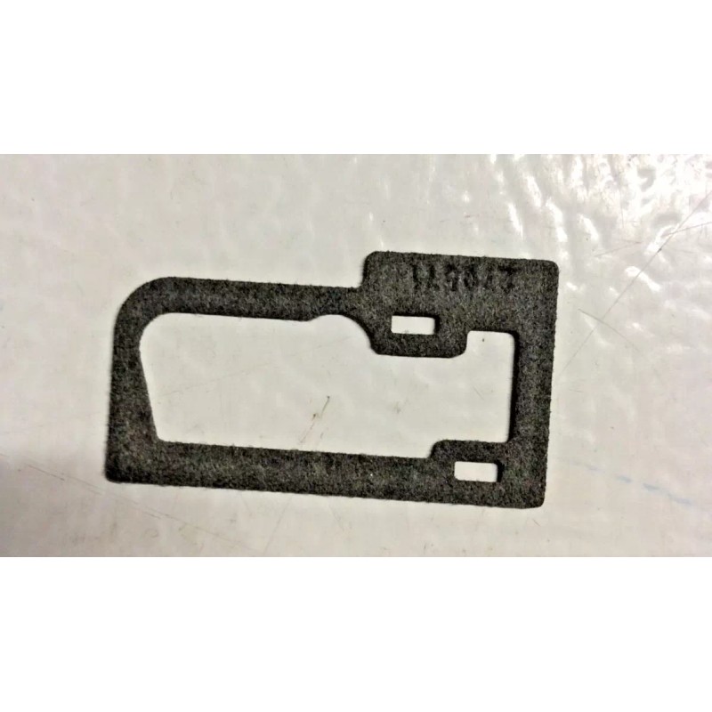 Briggs & Stratton New Genuine Briggs & Stratton Choke Cover