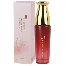 Feminine essence 50ml that applies gently to the skin and is quickly absorbed / 피부에 부드럽게 발리며 빠르게 흡수 여성에센스 50ml