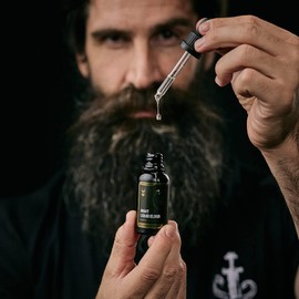 The Beard Struggle - Day Liquid Tonic Beard Oil - Silver Collection (Alfheim's Forests) - Beard Oil for Men - Moisturize, Softens Hair, Reduces Itch - Day Time Beard Growth Oil (1 Fl oz)