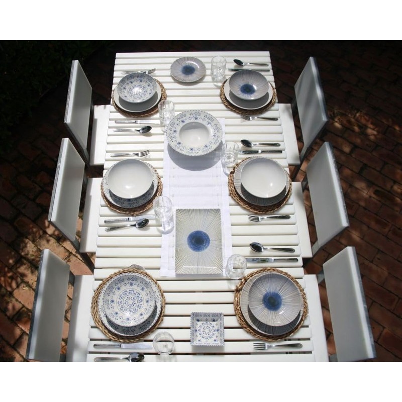 MGE Water Hyacinth Place Mats Round Set of 4 Diameter