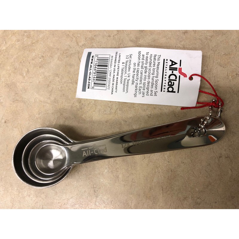All-Clad NWT All Clad Measuring Spoons Standard Size Set 4