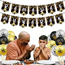 Ramadan Mubarak Garland Eid Decorations, Gold Ramadan Mubarak Banner Lantern Streamer Ramadan Hanging Decorations for Islam Festival Party Supplies, Ramadan Kareem Decor (Ramadan A)