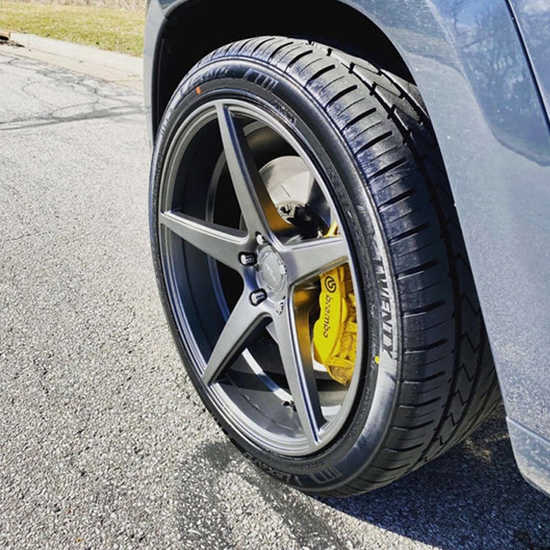 Lexani LX-Twenty 295/40R21 111W XL