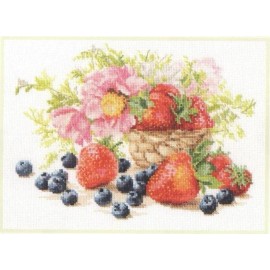 Alisa Strawberries 5-14 Alisa Counted Cross-Stitch Kit