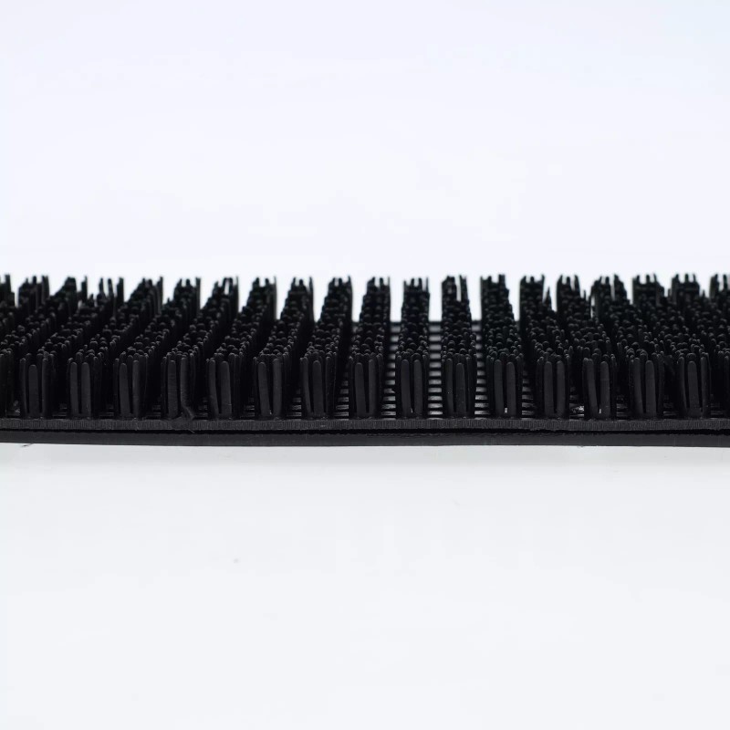 RoadPro Cab Step Mat RPCF6018 RV Landing Step Boot Brush