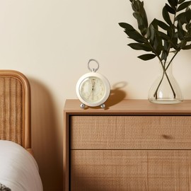 Carpango Alarm Clock Vintage Stylish Non Ticking Analog Alarm Clock with Night Light Bedside Silent Clock Desk Bedroom Decoration (Pink)