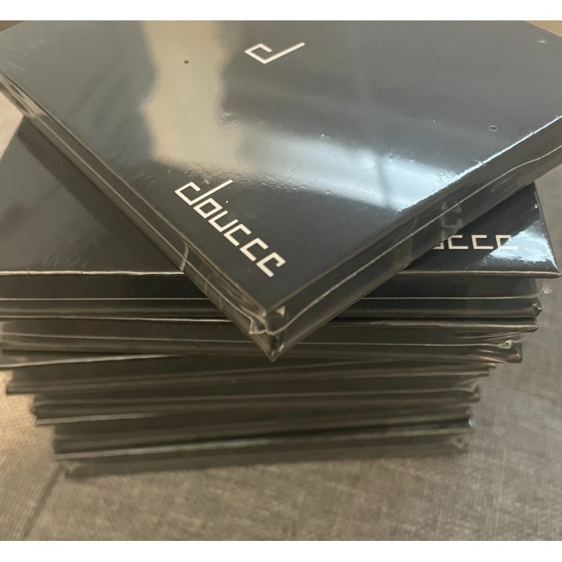 Doucce On The Go Palette - 4 Eyeshadows; 1 Highlighter;