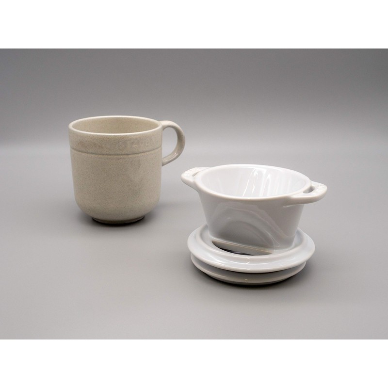 Staub 40508-535 Coffee Dripper Glossy White Ceramic Coffee Dripper 1-2