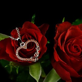 Women's Heart Necklace Love Heart Silver 925 Chain Red with Heart Pendant Crystal Love for Lovers Couples Wedding Anniversary Girlfriend Gifts for Women Her, Silver, Cubic Zirconia