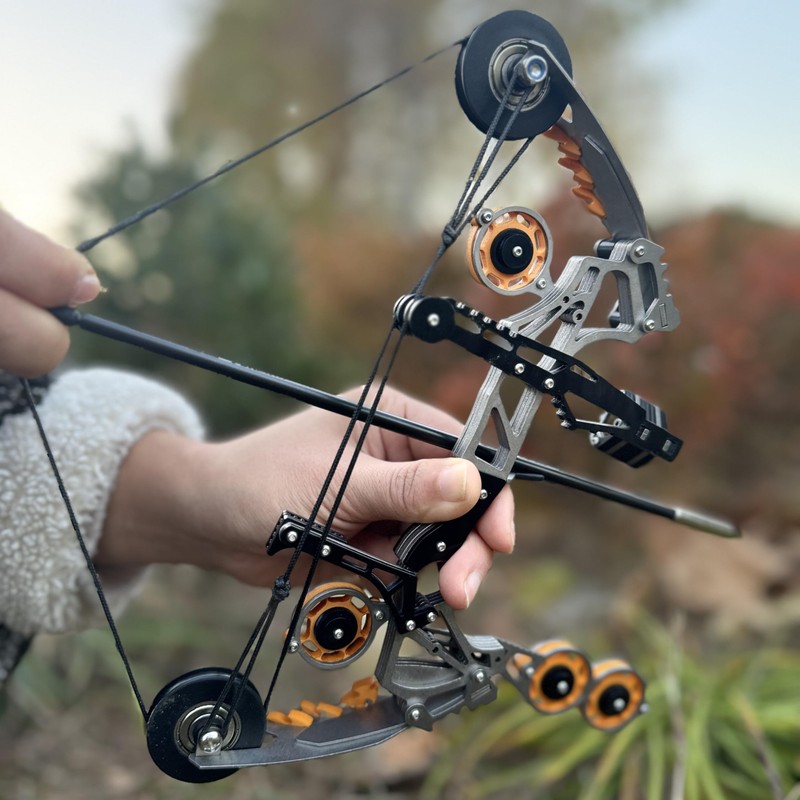 10.9" Mini Archery Bow Set 10 Lbs Mini Compound Bow