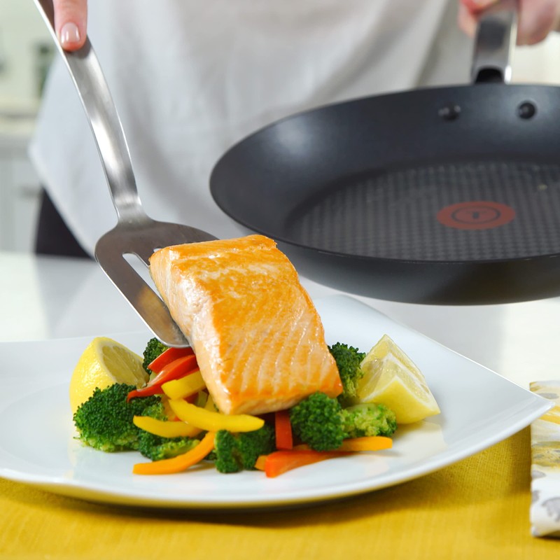 T-Fal ProGrade Nonstick Fry Pan 8 Inch Induction Oven Broiler