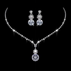 Fdesigner Wedding Rhinestone Necklace Earrings Set Silver Pearl Bride Jewelry Set Bridal Choker Necklace Drop Sparkly Earrings Dangle Women Collection for Party Evening Club Festival (Dainty)