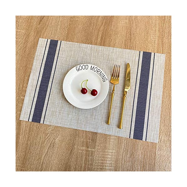Set of 4 PVC Kitchen Table Placemats Non-Slip Heat Insulation