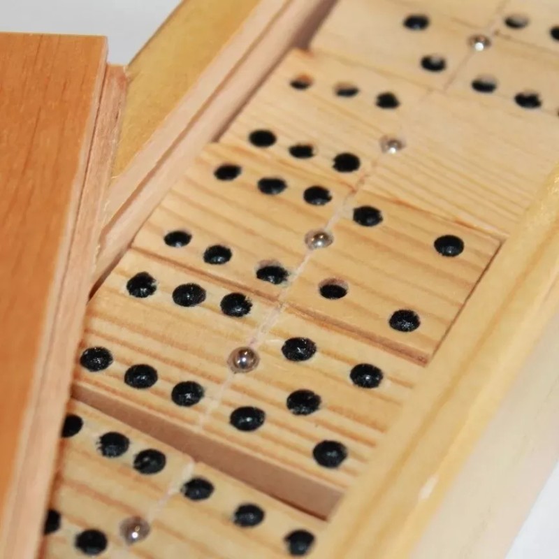 CASTILLO DIDÁCTICO Dominó De Madera Puntos Juego De Mesa. 28