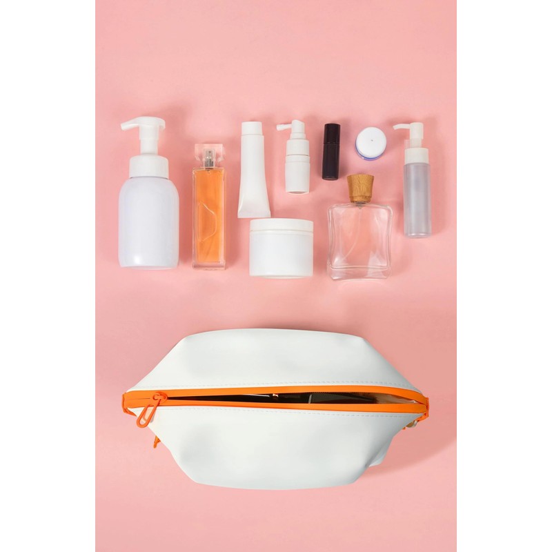 Onbagway 6"x 9.84" 4.5L Large Silicone Toiletry Bag,Waterproof Leakproof Foldable