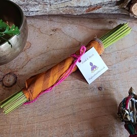 Highest Buddha Incense Sticks, 25 Pack, Handmade, in Sari wrap eco friendly (Frankincense & Myrrh)