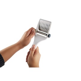 Zyliss Dial & Slice Cheese Slicer - Adjustable, Handheld Cheese Slicer with Stainless Steel Edge and Ergonomic Handle White