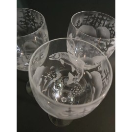 IncisoArt Hand Etched Italian Crystal Goblet Sandblast White Wine Glass 11.5oz Trout Fish