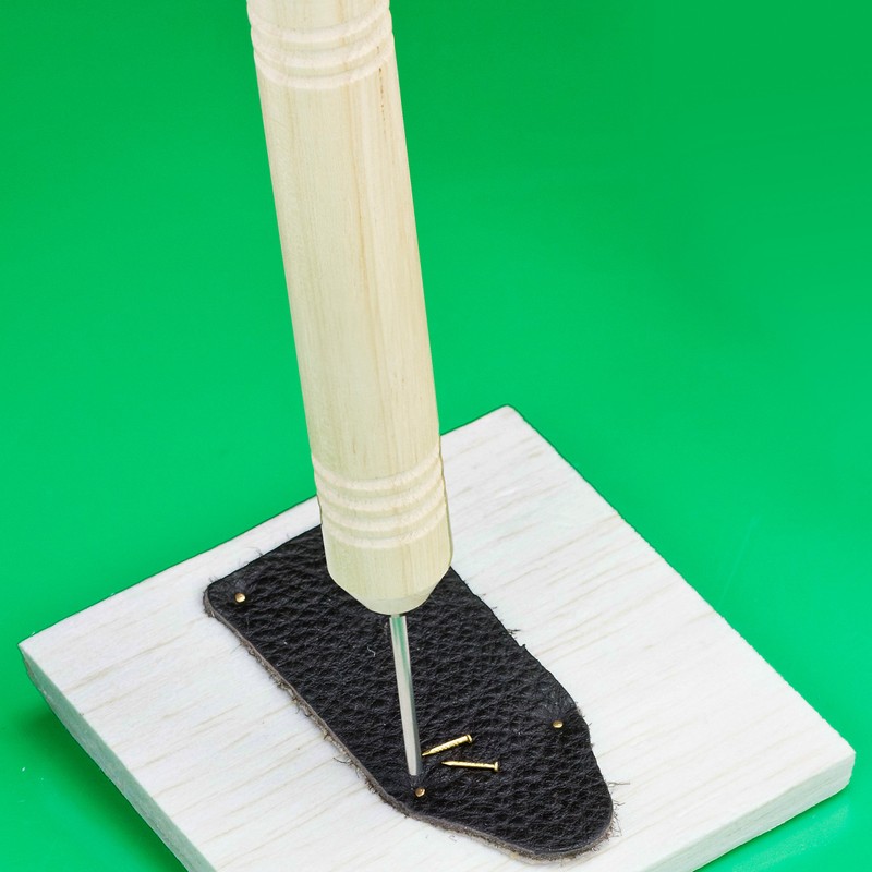 Modelcraft PPU8174G 1-Piece Pen Grip Pin Pusher with 100 Brass