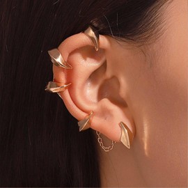 Inateannal Gothic Devil Claw Ear Cuff Earrings Dragon Claw Cuff Wrap Earring Gold Ear Climber Crawler Earring Devil Claw Clip On Cuff Earrings Jewellery for Women and Girls, Zinc, No Gemstone