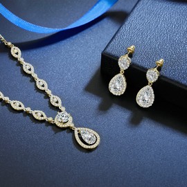 wynn's Wedding Jewellery Set for Women, Silver Necklace Dangle Earrings Set, Yellow Gold Bridal Jewellery Set with White AAAAA Cubic Zirconia, Allergy Free Party Jewellery Set for Bridal Bridesmaid