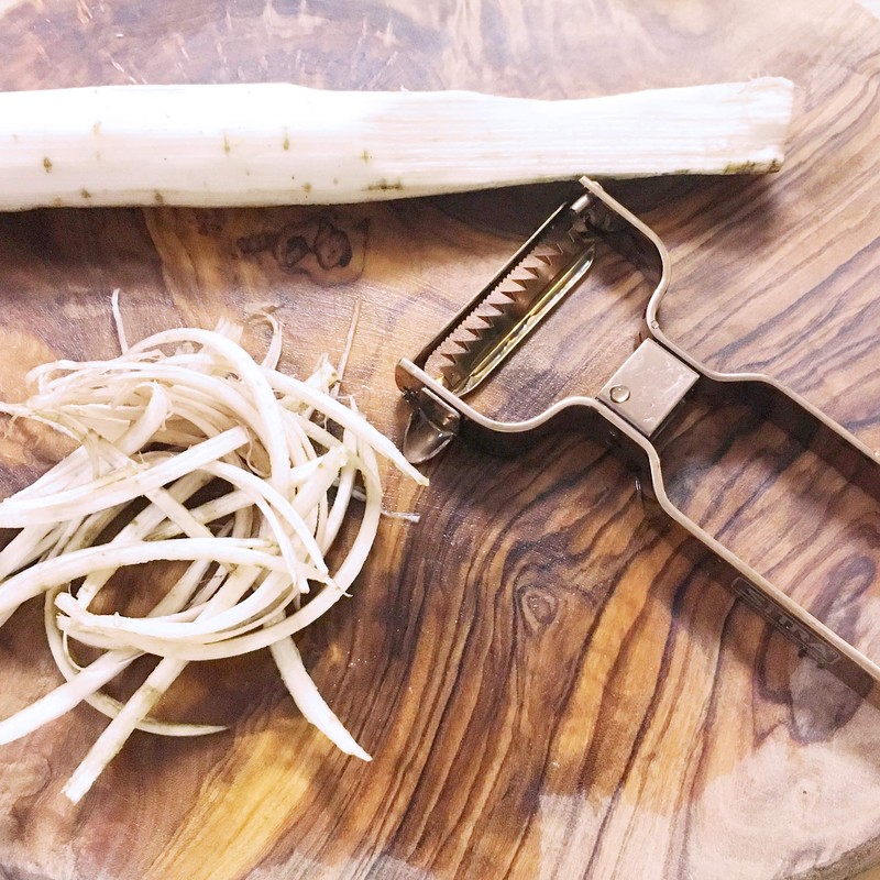 SiTRA Shredded Peeler Black