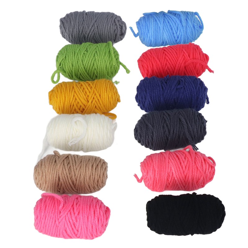 Pompom Maker 4 Different Sizes Easy Operation Plastic Pom Maker