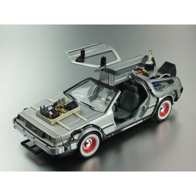 Welly Back To The Future 3 Delorean Time Machine Scale,Brown,1/24