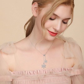 ZIPPICE Snowflake Necklace for Women 925 Sterling Silver Snowflake Chain Winter Christmas Chain Necklace with 3A Zircon Pendant Jewellery Gifts for Women Girls, Sterling Silver, 3A Zircon