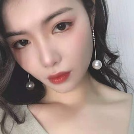 Aneneiceera Boho Long Pearl Rhinestone Earrings Vintage Gold Tassel Pearl Drop Earrings Large Pearl Earrings Crystal Chain Ball Earrings Statement Wedding Prom Earrings for Women Girls, Pearl