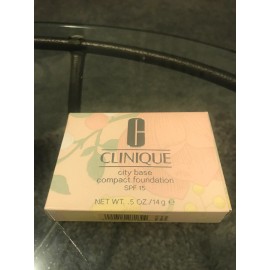 Clinique City Base Compact Foundation. RICH MOCHA 10 Net Wt .5 Oz New VHTF