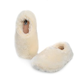 Onmygogo Fuzzy Winter Indoor Slippers for Women (7-8 B(M) US, Beige)