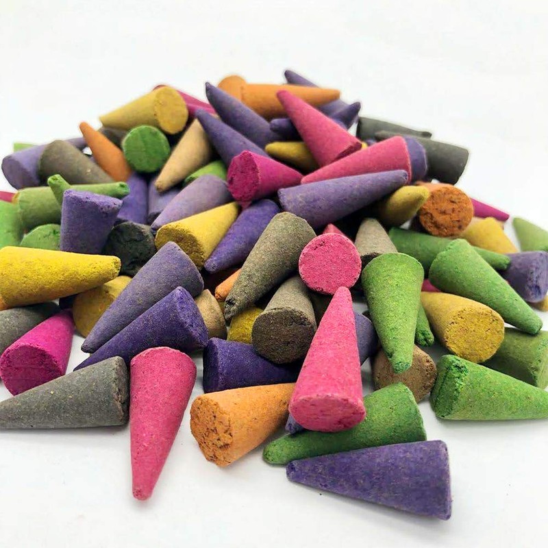 GCDN Incense Cones Pack of 100 Burners Natural Amber Magnolia