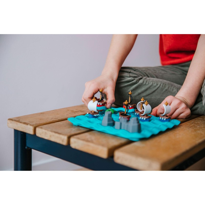 Smart Games / Smart Toys and Games Pirate Battle